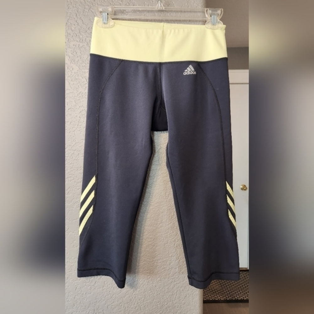Adidas Climalite Capri Athletic Leggings, Size M